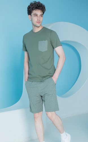 ست مردانه تیشرت جیبدار و شلوارک چاپدار